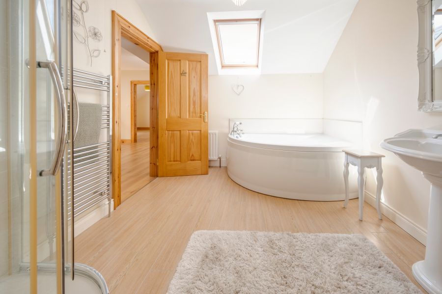 21b Moneyhaw Road