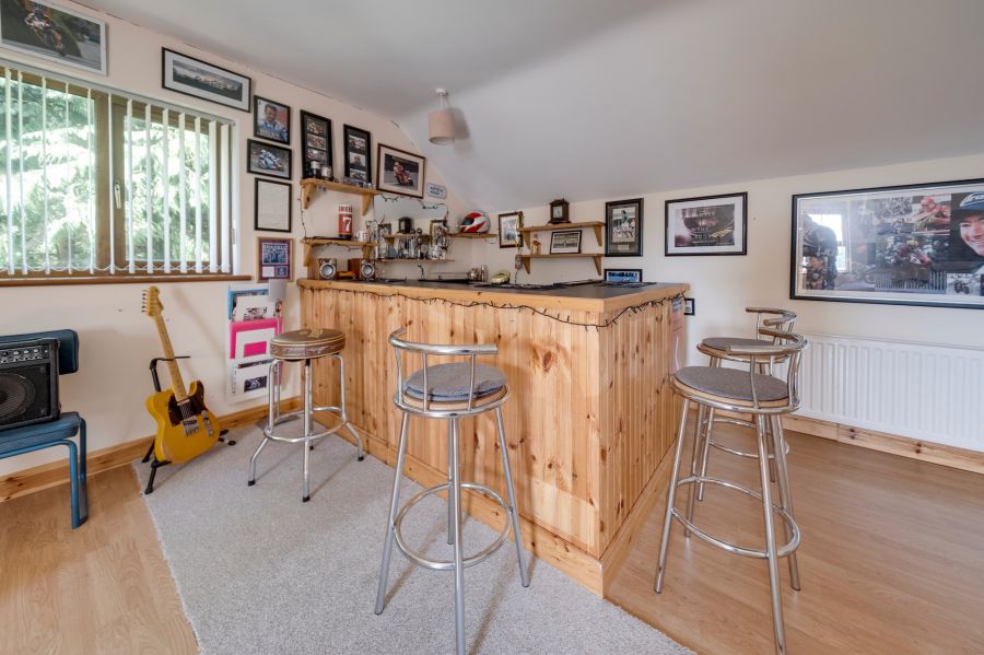 21b Moneyhaw Road