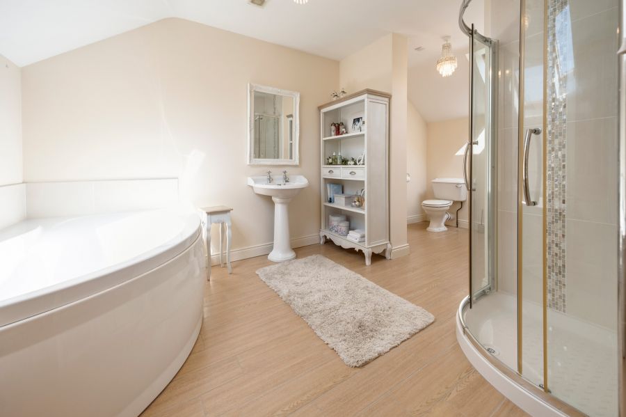 21b Moneyhaw Road