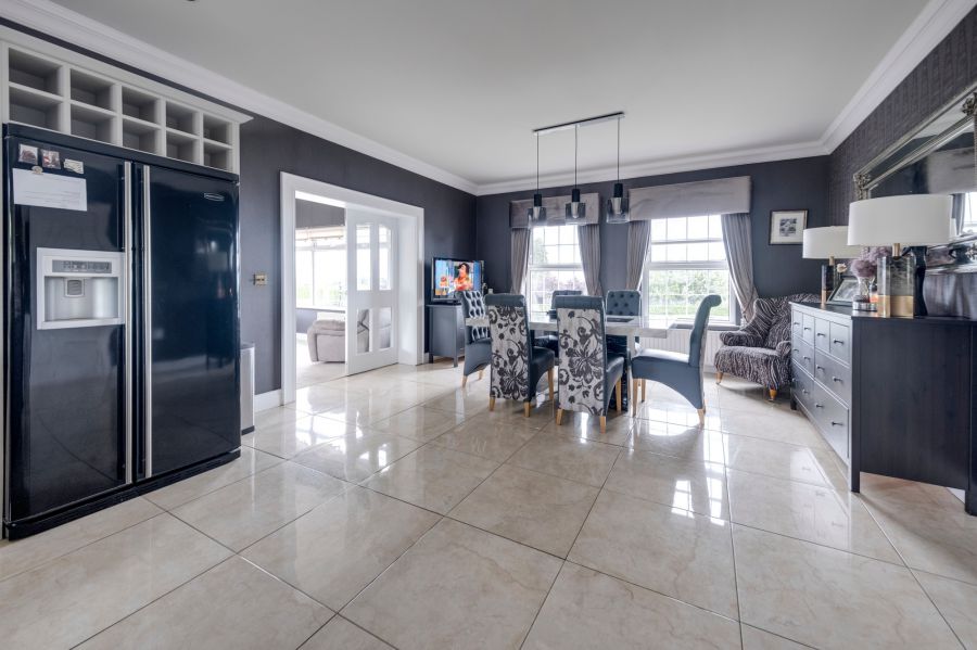 8 Sersons Road