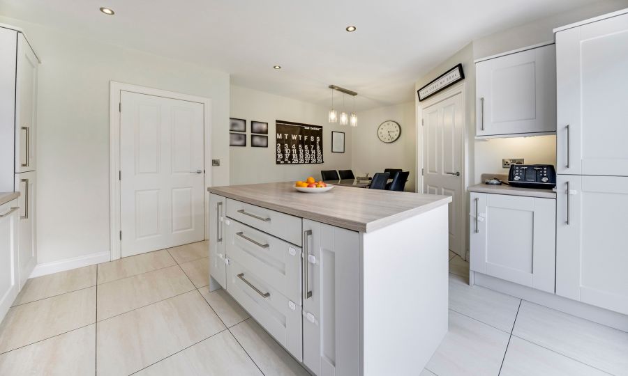 44 Farm Lodge Lane