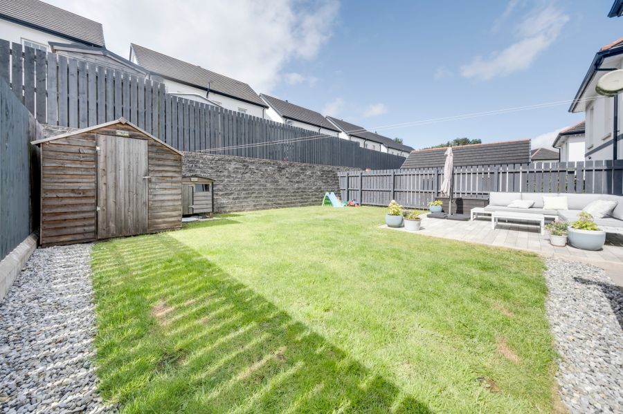 44 Farm Lodge Lane