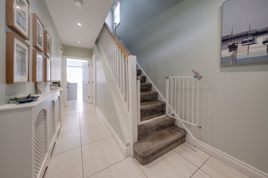 44 Farm Lodge Lane