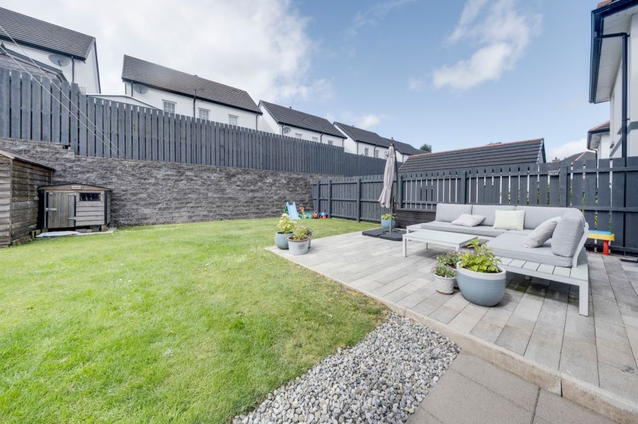 44 Farm Lodge Lane