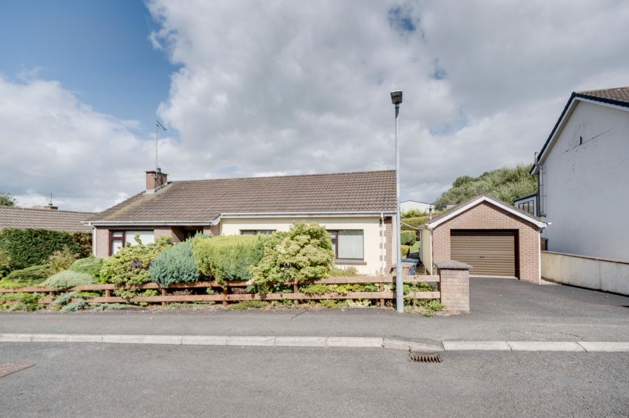 12 Fairlea Heights