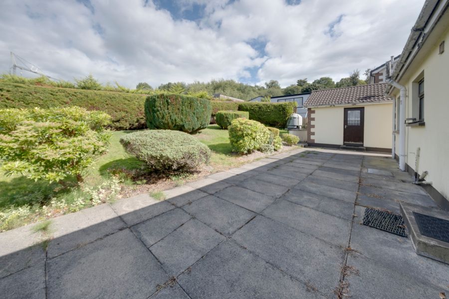 12 Fairlea Heights