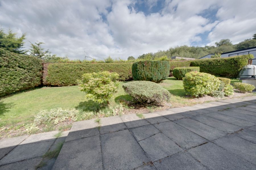 12 Fairlea Heights