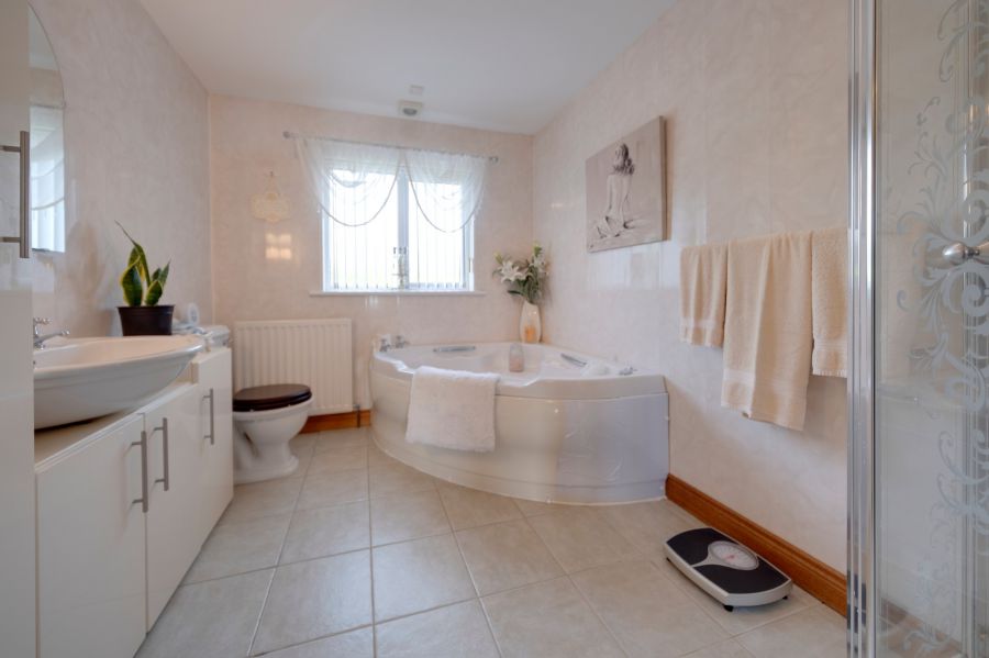 78 Iniscarn Road 78 Iniscarn Road