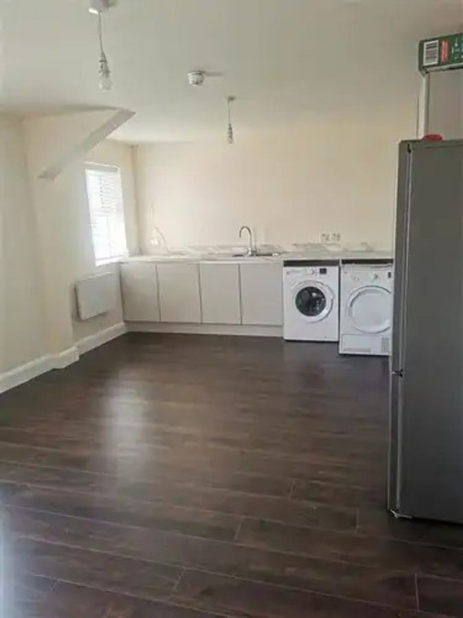 Flat 12, 24 Market Street