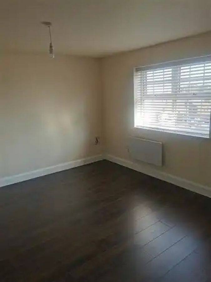 Flat 12, 24 Market Street