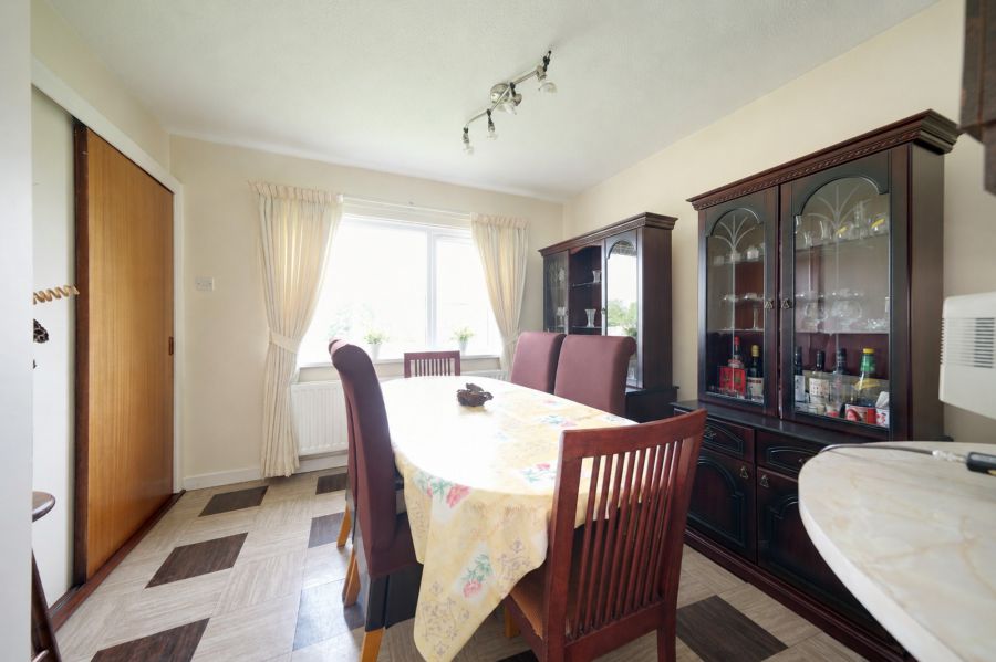 3 Highfield Crescent