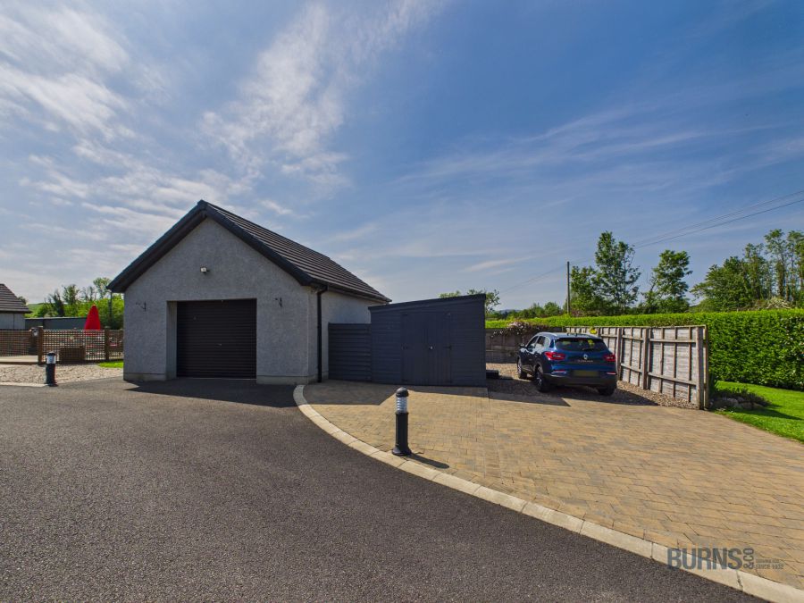 83 Ballymoughan Road
