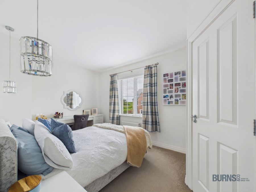 5 Foxfield Park