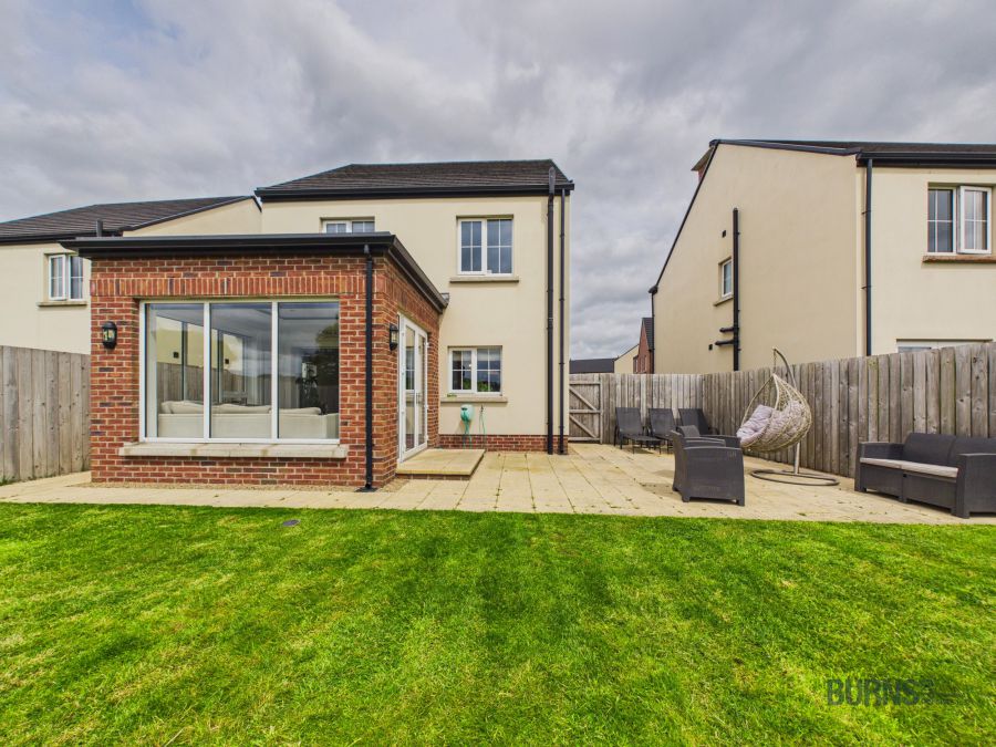 5 Foxfield Park