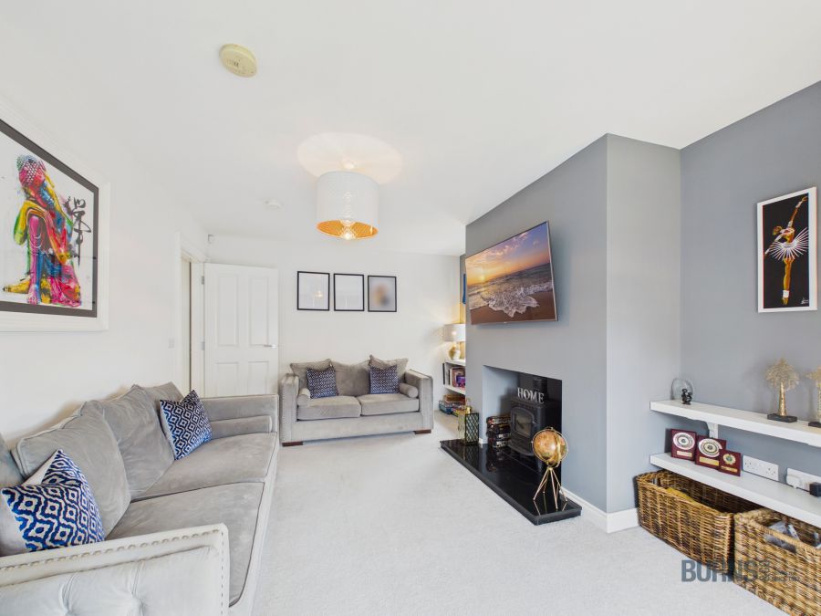 5 Foxfield Park