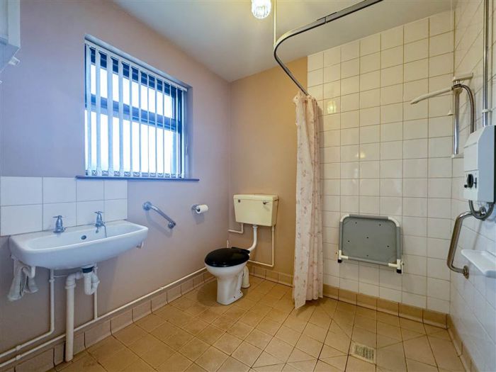 63 Greenvale Park 63 Greenvale Park