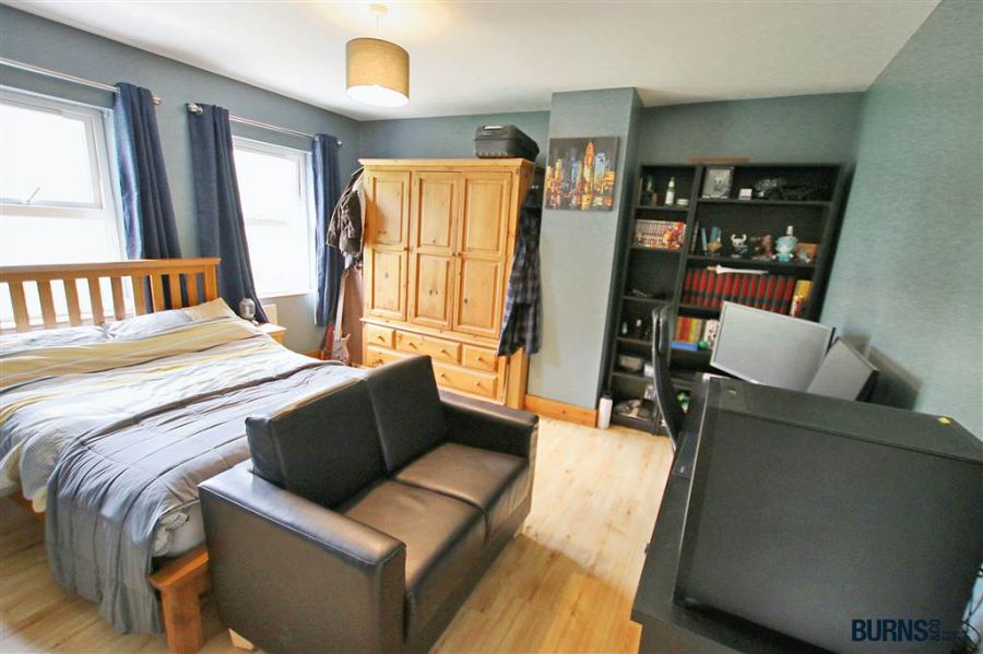 1 Glenshane Manor