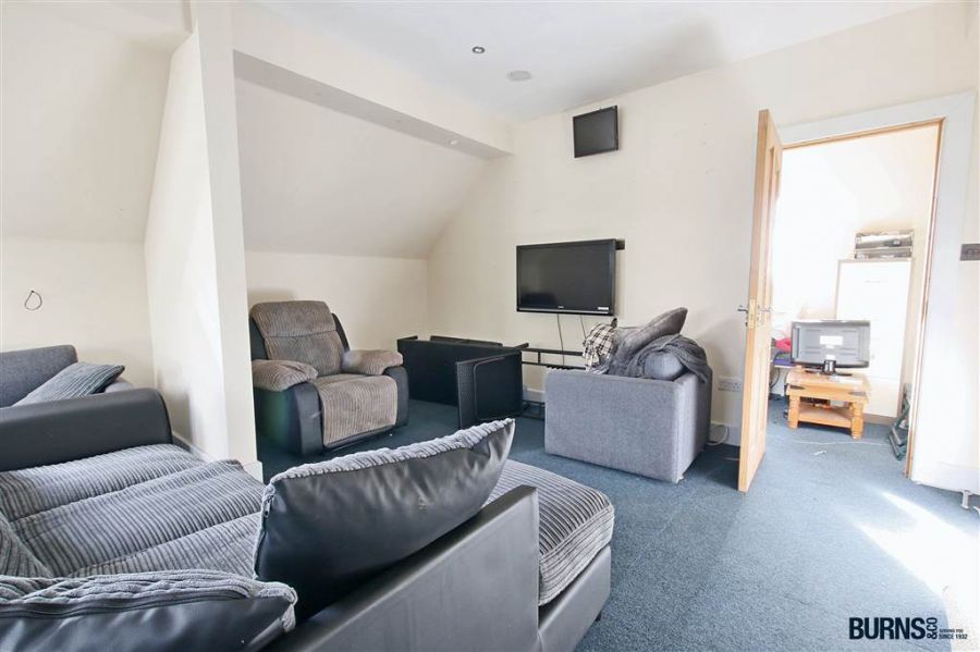 1 Glenshane Manor