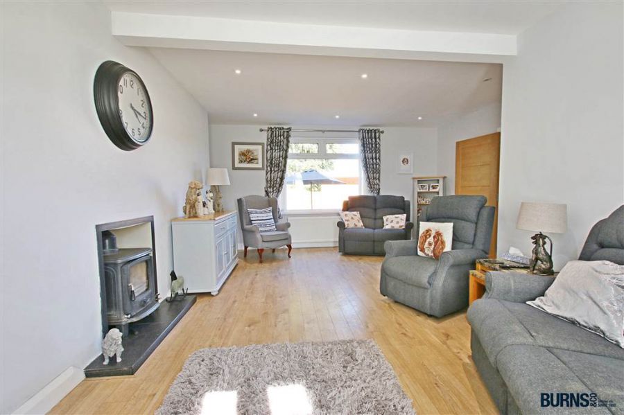 10 Desertmartin Road