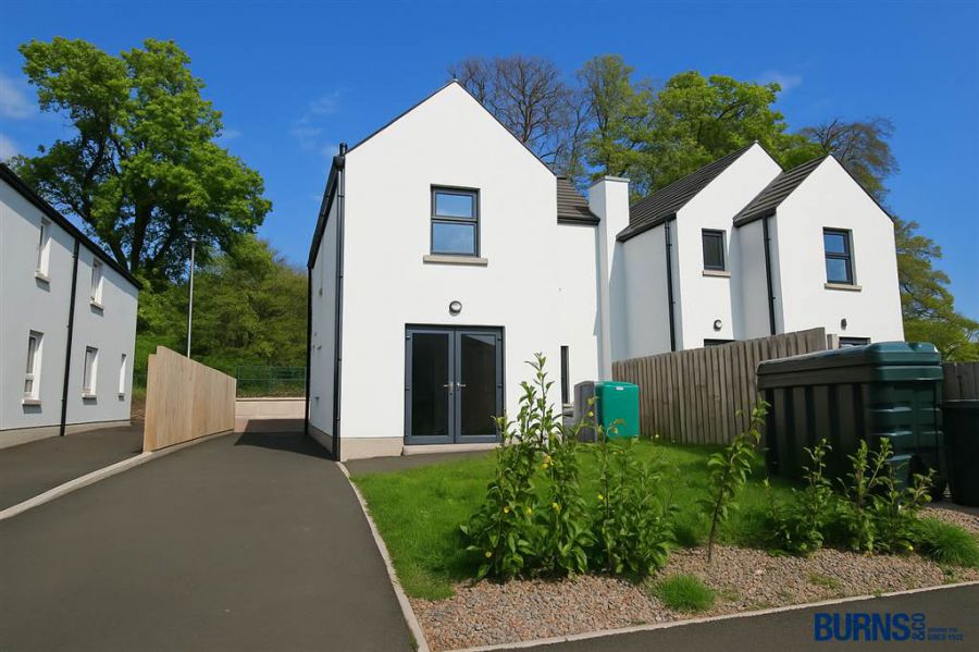 3 Ampertaine Manor