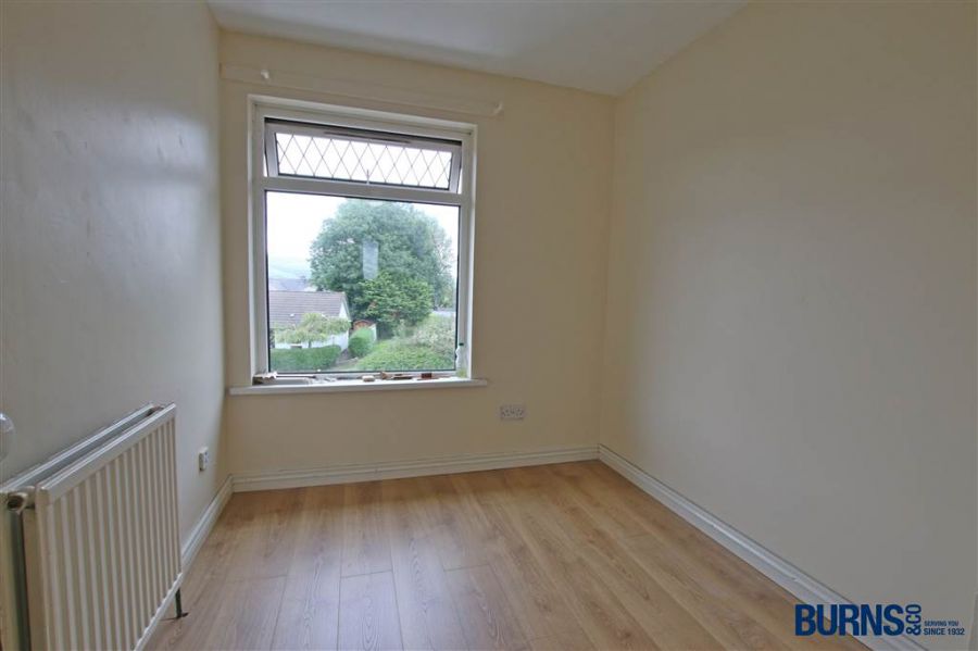6 Bradley Park