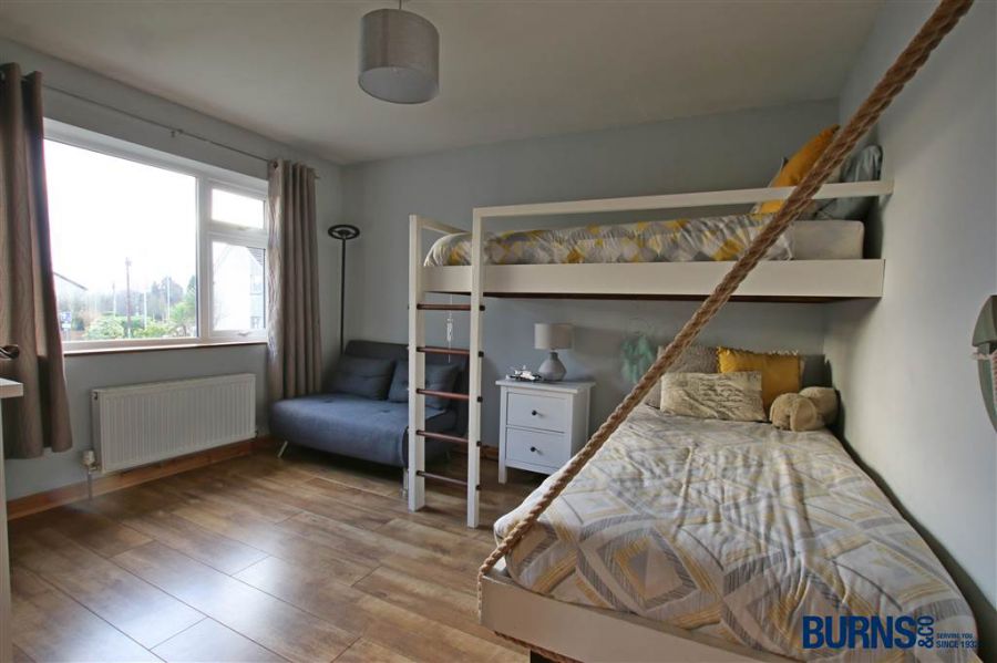 15 Meetinghouse Avenue