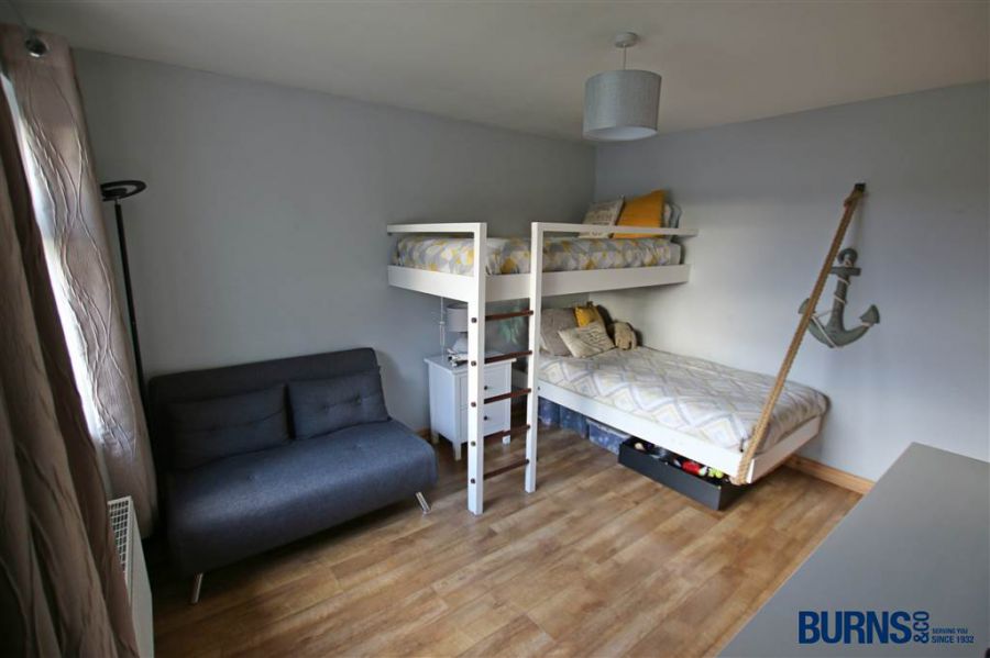 15 Meetinghouse Avenue