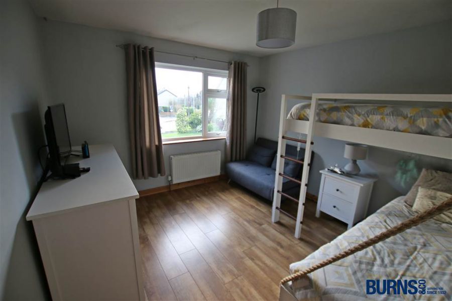 15 Meetinghouse Avenue