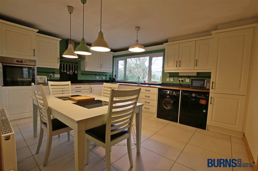 15 Meetinghouse Avenue