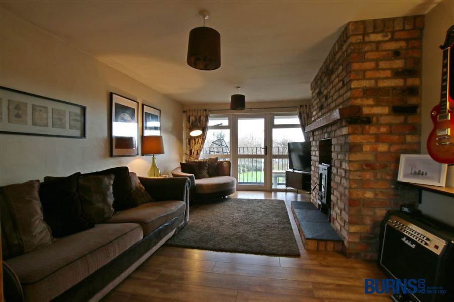 15 Meetinghouse Avenue