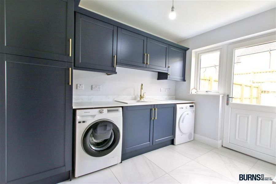 8 Cloneen Drive