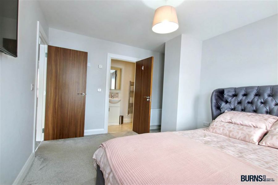 8 Cloneen Drive