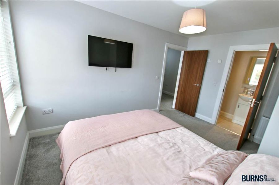 8 Cloneen Drive