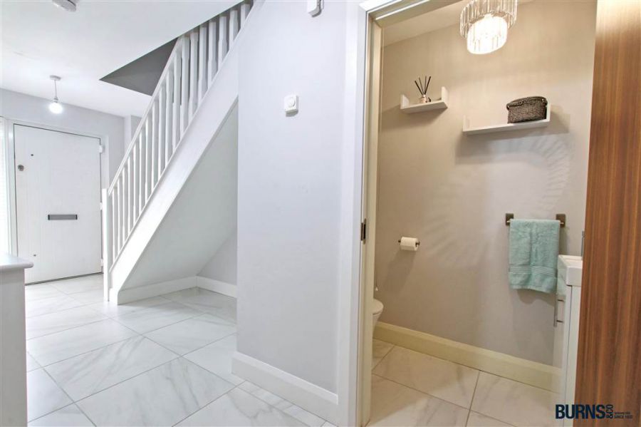 8 Cloneen Drive