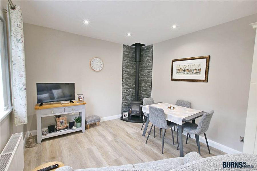 19 Calmore Park
