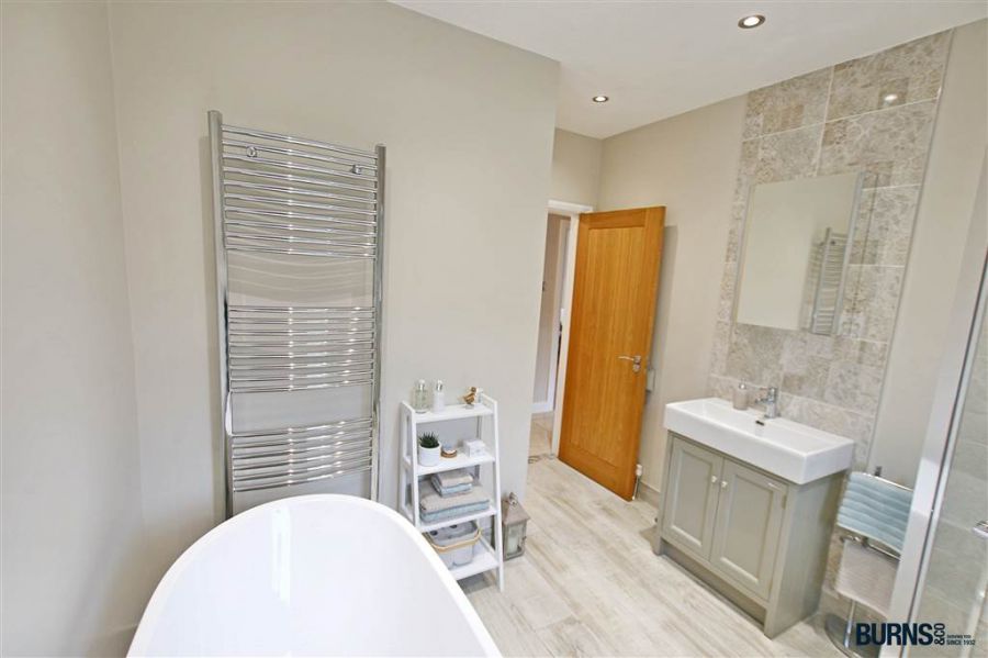 19 Calmore Park