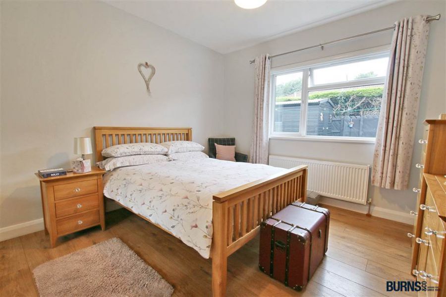 19 Calmore Park