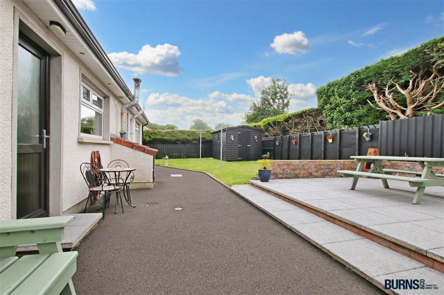 19 Calmore Park
