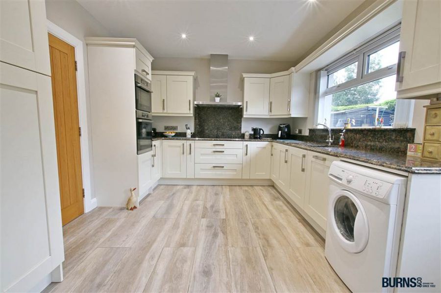 19 Calmore Park