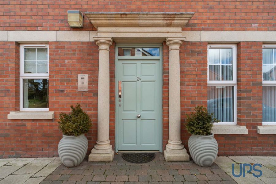 Apt 7 Kinlough House, 2A Stockmans Avenue