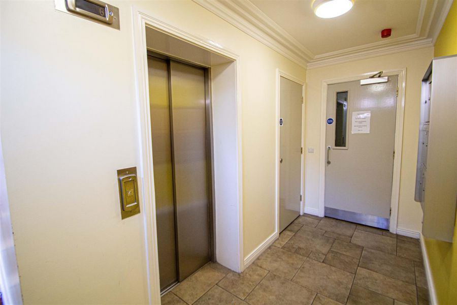Apt 7 Kinlough House, 2A Stockmans Avenue