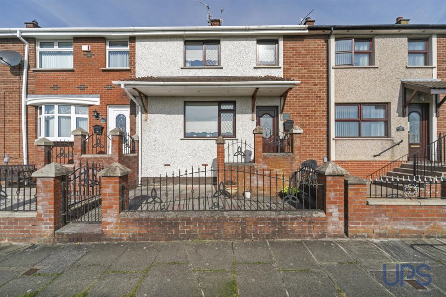 105 Lenadoon Avenue