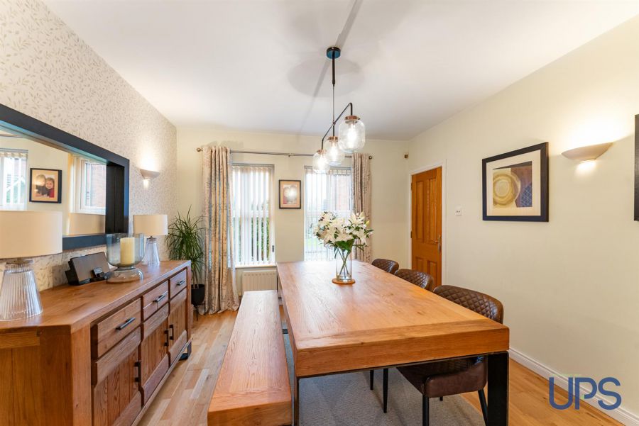 95 St James Meadow
