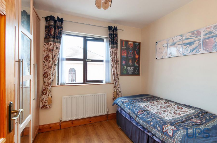 44 Barnfield Road