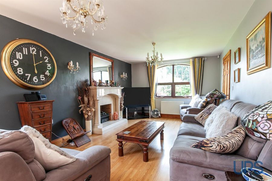44 Barnfield Road