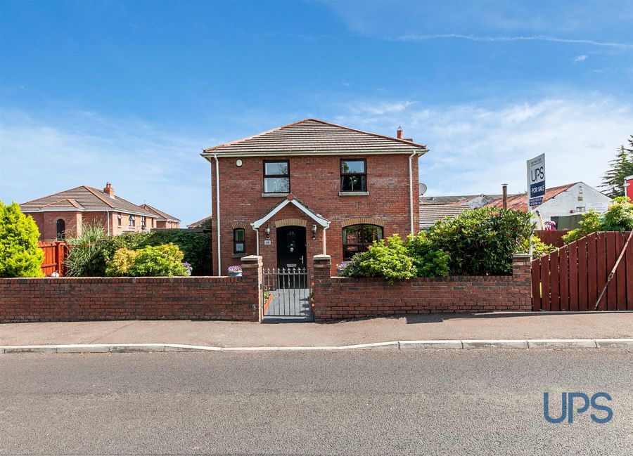 44 Barnfield Road