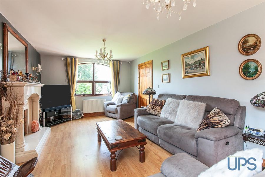 44 Barnfield Road