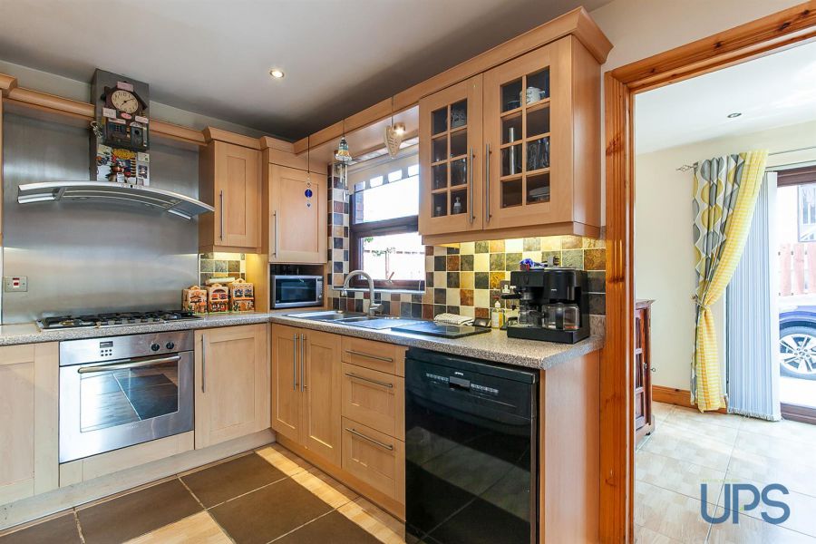 44 Barnfield Road