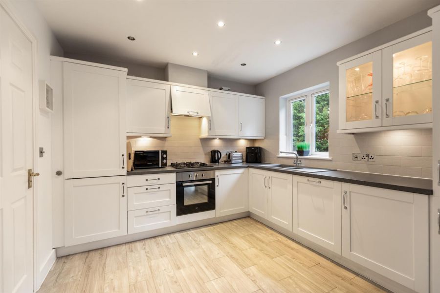 11 St Annes Road