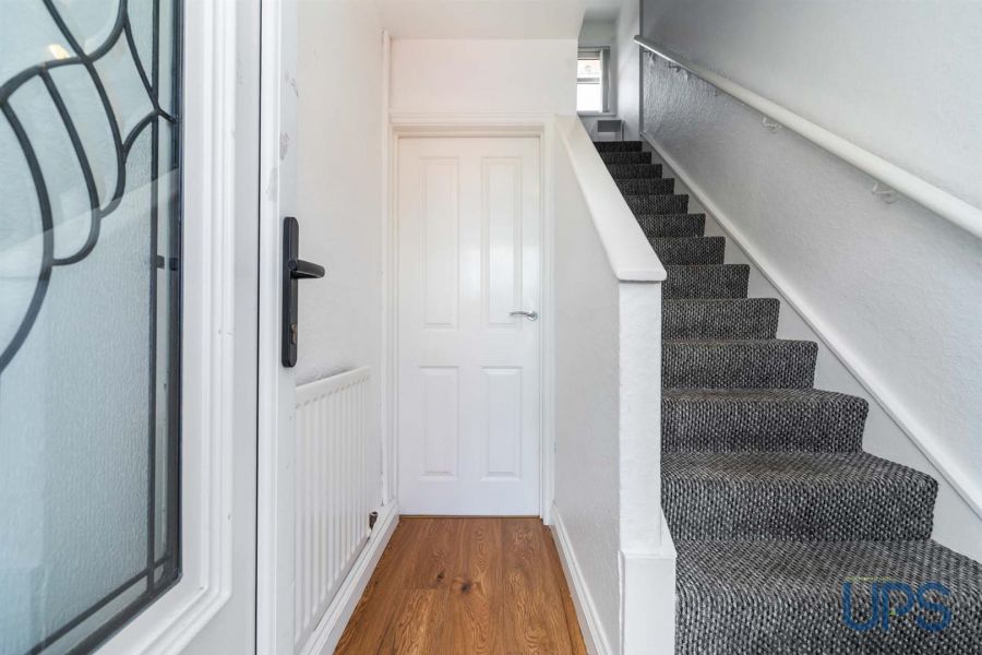 20 Andersonstown Grove